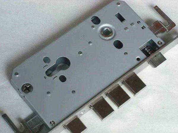 兰州附近的换锁公司 兰州附近的换锁公司