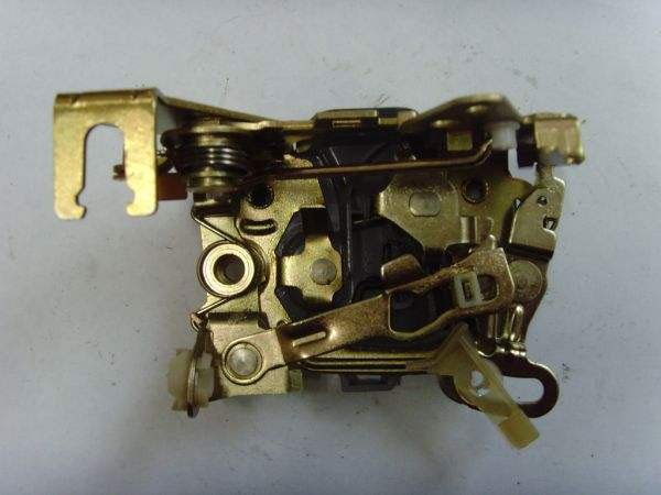 兰州修锁换锁电话多少